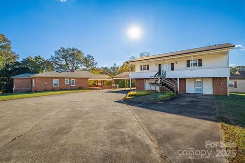 2986 Green Pasture Ln, Valdese, NC, 28690-9436 | Card Image