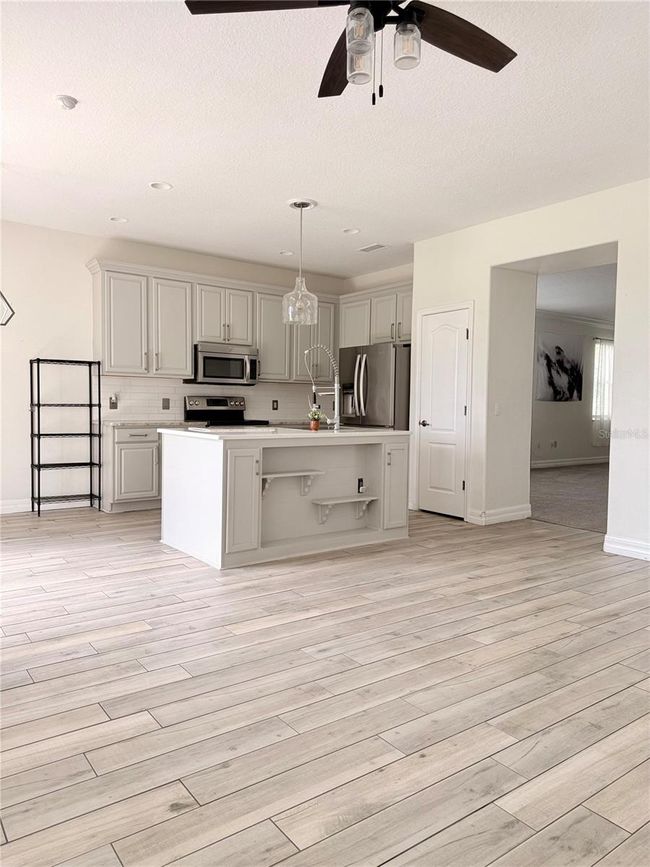 5247 Moon Shell Dr, House other with 3 bedrooms, 2 bathrooms and null parking in APOLLO BEACH FL | Image 9