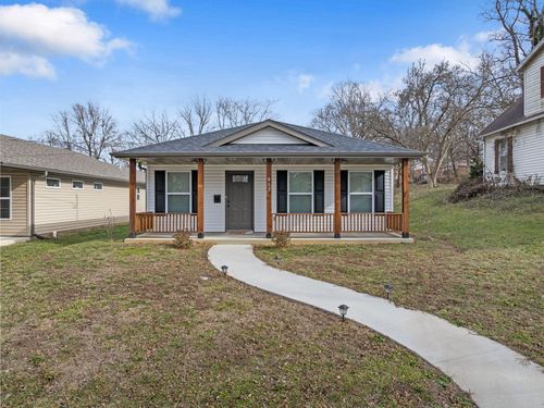 912 7th St, Boonville, MO, 65233-1614 | Card Image