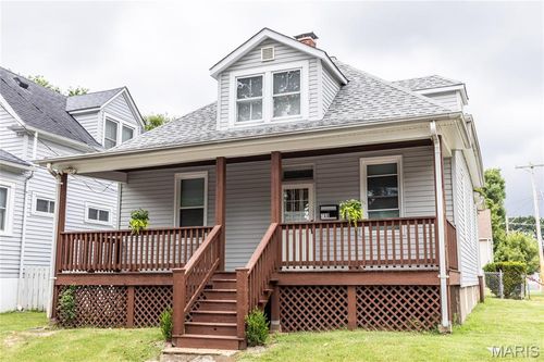 711 Erskine Ave, Saint Louis, MO, 63125-1635 | Card Image