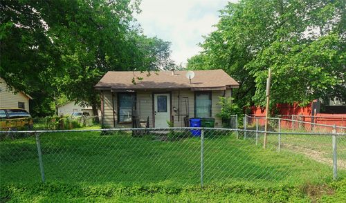 10923 Limestone Drive, Balch Springs, TX, 75180 | Card Image