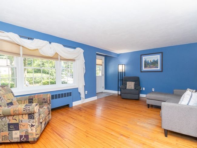 17 Sunrise Rd, House other with 3 bedrooms, 2 bathrooms and 4 parking in Westwood MA | Image 13