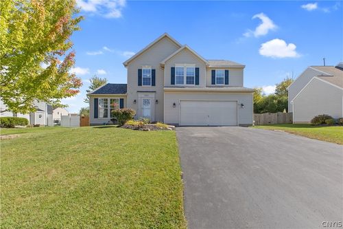 5203 Harriet Fisher Dr, Clay, NY, 13041-8622 | Card Image