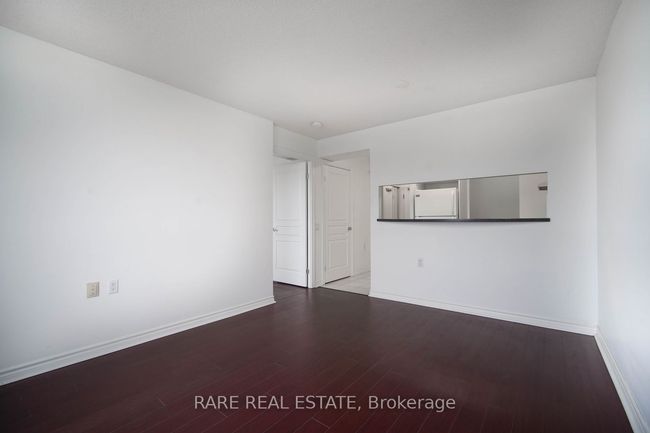 807 - 9015 Leslie St, Condo with 2 bedrooms, 1 bathrooms and 1 parking in Richmond Hill ON | Image 10