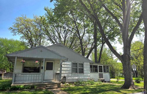 500 Ne Wabash Ave, Topeka, KS, 66616-1438 | Card Image