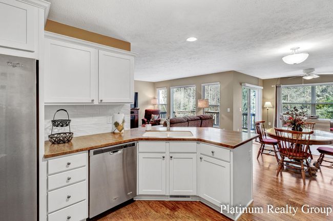 Kitchen to Dining | Image 13