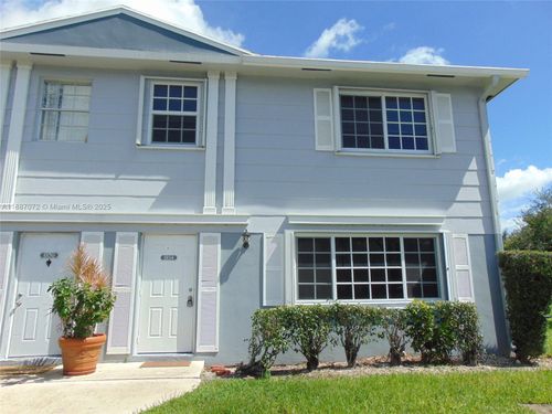25-1854 Sw 81st Ln, Davie, FL, 33324-4612 | Card Image