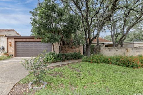 11609 Caprock St, San Antonio, TX, 78230-2102 | Card Image