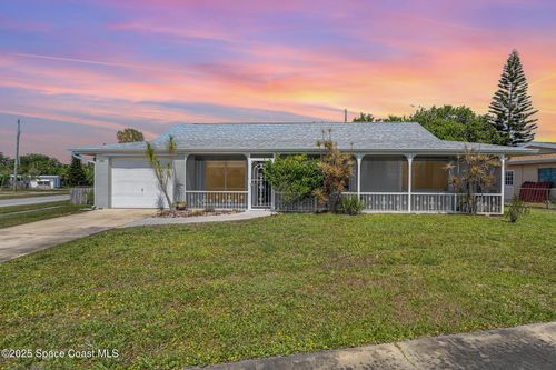 768 Bianca Dr Ne, Palm Bay, FL, 32905-5823 | Card Image