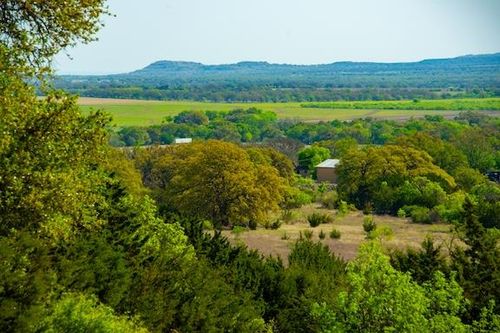 203 Rheingold School Rd, Fredericksburg, TX, 78624-5734 | Card Image