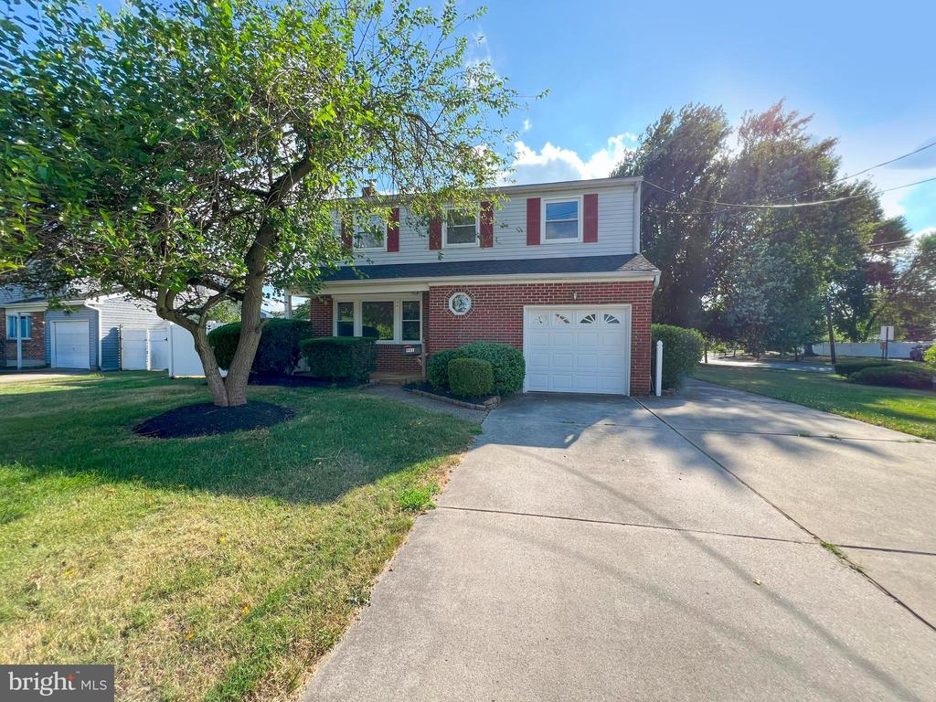 Woodlane Rd, Beverly, NJ 08010