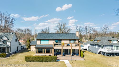 4427 Pointe Tremble Rd, Algonac, MI, 48001-4661 | Card Image