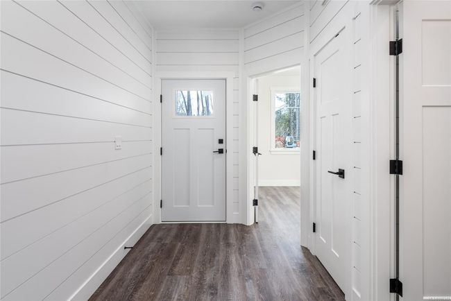 2876 Carlisle Lane, House other with 3 bedrooms, 2 bathrooms and 4 parking in Cumberland BC | Image 14