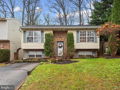 939 Kinhart Ct, SEVERNA PARK, MD, 21146-4848 | Card Image