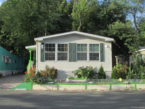 15-451 Call Hollow, Stony Point, NY, 10980 | Card Image