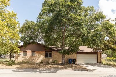 345 Prince Dr, House other with 3 bedrooms, 2 bathrooms and null parking in New Braunfels TX | Image 2