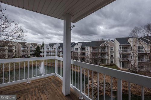 unit-301-20579 Snowshoe Sq, ASHBURN, VA, 20147-3963 | Card Image