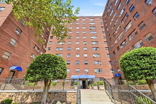 6r-6515 Kennedy Blvd E, West New York, NJ, 07093-4209 | Card Image