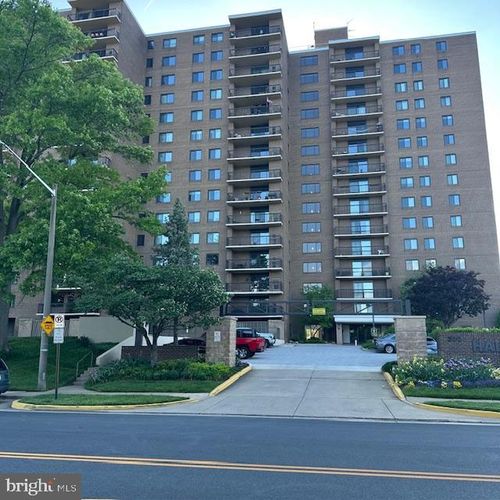 1512-200 N Pickett St, ALEXANDRIA, VA, 22304-2127 | Card Image