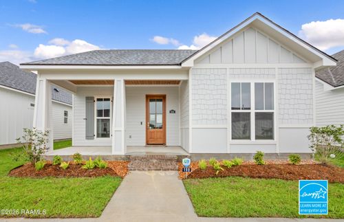 108 Harbourside Dr, Youngsville, LA, 70592-7034 | Card Image
