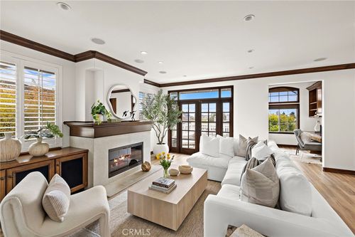 38-3611 Daffodil Ave, Corona del Mar, CA, 92625-1669 | Card Image