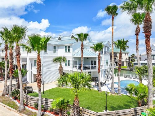 1614 Castaway St, Tiki Island, TX, 77554-6126 | Card Image