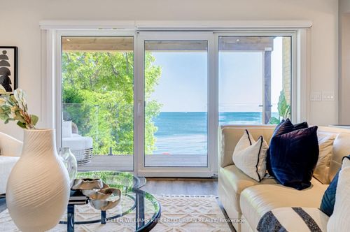 399 Lake Promenade, Etobicoke, ON, M8W1C3 | Card Image