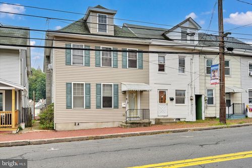 141 S 3rd St, MINERSVILLE, PA, 17954-1603 | Card Image