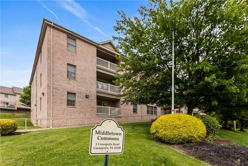 300-1 Coraopolis Rd, Coraopolis, PA, 15108-3978 | Card Image