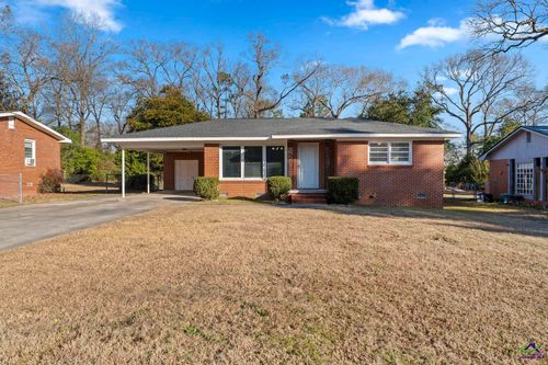 104 Jackson St, Warner Robins, GA, 31088-5118 | Card Image