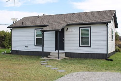 unit-b-541 S Allen St, Boyd, TX, 76023-3377 | Card Image