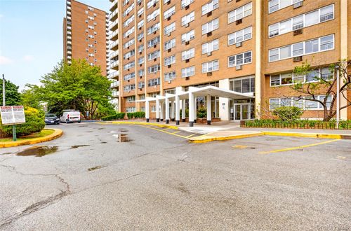 ste-l-4370 Kissena Blvd, Flushing, NY, 11355-3769 | Card Image