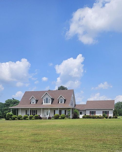 1 Elberta Ave, Nashville, AR, 71852-8410 | Card Image