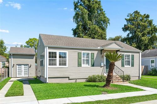 21 Sonia Pl, Jefferson, LA, 70121-2227 | Card Image