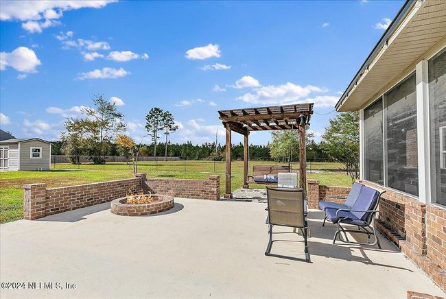 fire pit and swing | Image 4