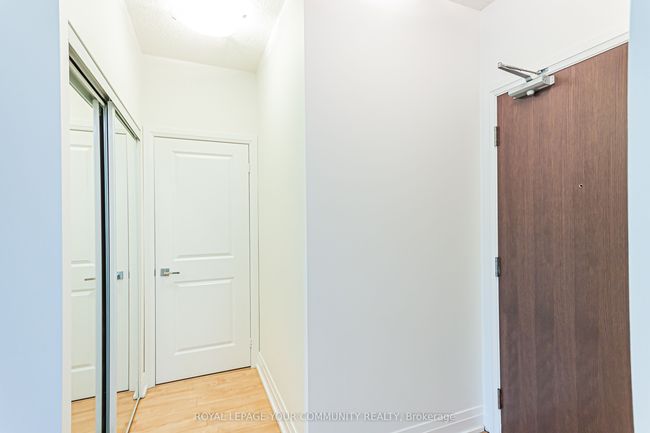202 - 85 N Park Rd, Condo with 2 bedrooms, 1 bathrooms and 1 parking in Vaughan ON | Image 7