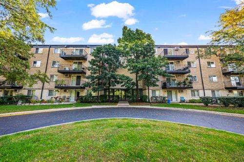 3c-1215 Waterman Ave, Arlington Heights, IL, 60004-5140 | Card Image