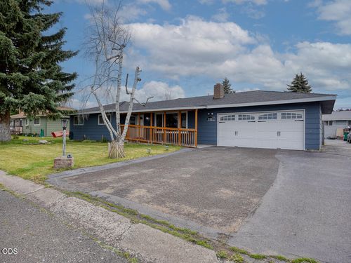 3111 Caroline St, Klamath Falls, OR, 97603-7003 | Card Image