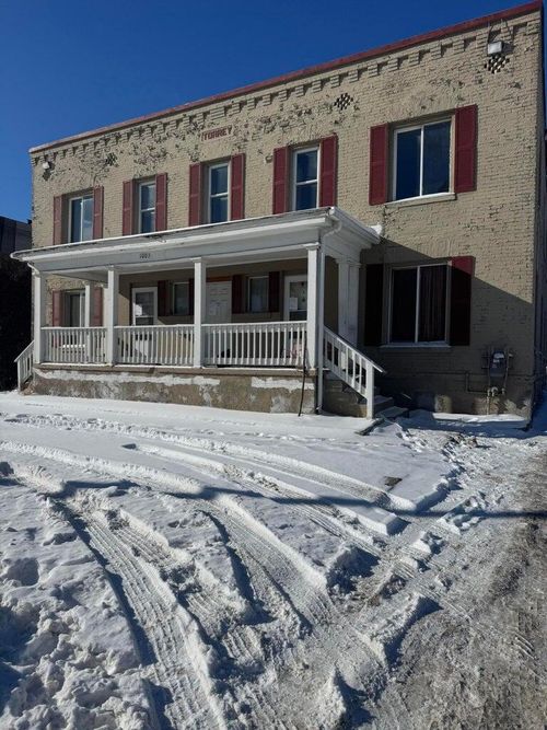 8-1001 N Saginaw St, Flint, MI, 48503-1765 | Card Image