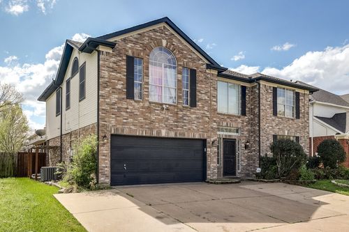 706 Gentry Dr, Arlington, TX, 76018-2350 | Card Image