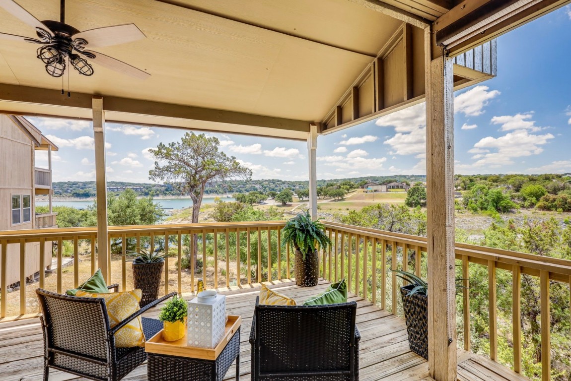 Venture Blvd, Lago Vista, TX 78645