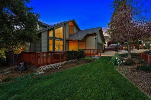 70 Central Ave, Los Gatos, CA, 95030-7133 | Card Image