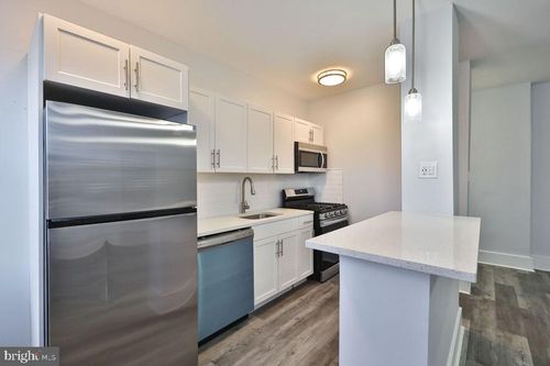 apt-0b-115-4247 Locust St, PHILADELPHIA, PA, 19104-5257 | Card Image