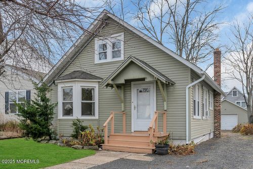 737 20th Ave, Lake Como, NJ, 07719-2924 | Card Image