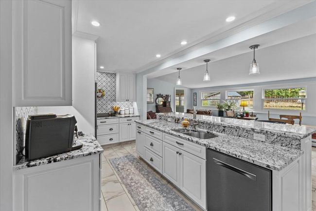 22 Fern Ct, Home with 0 bedrooms, 3 bathrooms and null parking in Colchester VT | Image 4