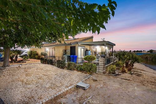 15-14772 Chaparral Ln, Helendale, CA, 92342-7725 | Card Image