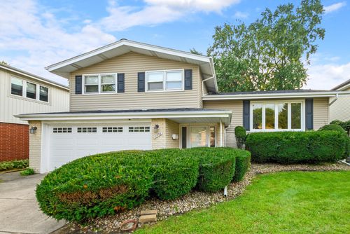 10336 Georgia Ln, Oak Lawn, IL, 60453-4633 | Card Image