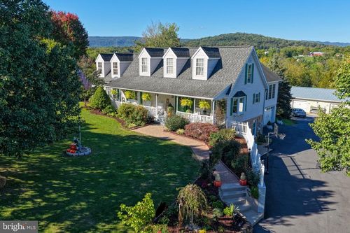 273 Roberts Rd, Toms Brook, VA, 22660-2048 | Card Image