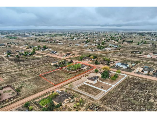 1015 W Stallion Dr, House other with 4 bedrooms, 3 bathrooms and null parking in Pueblo West CO | Image 5