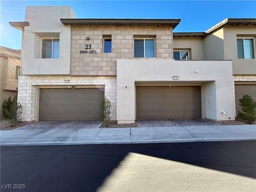 1070-600 N Carriage Hill Dr, Las Vegas, NV, 89138-4663 | Card Image